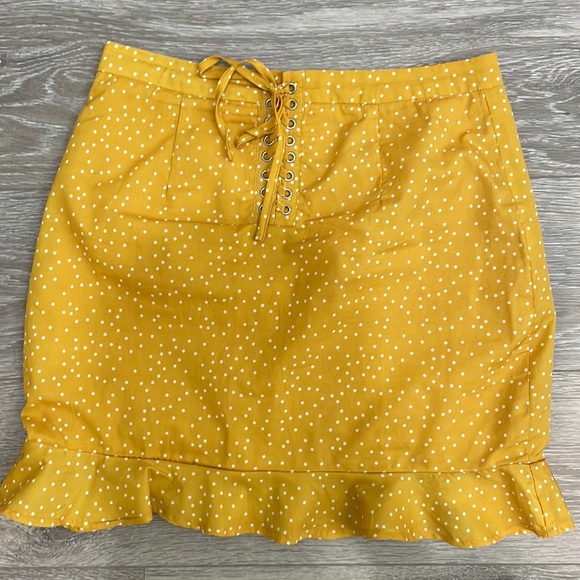 Revolve yellow skirt M - Picture 1 of 3